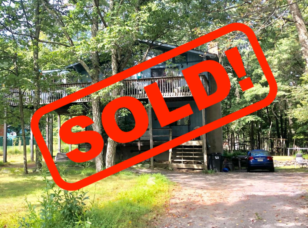 4 Bedrooms Bedrooms, ,2 BathroomsBathrooms,Villa,For Sale,1006