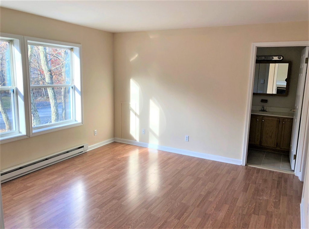 6 Bedrooms Bedrooms, ,3 BathroomsBathrooms,Villa,For Sale,1009