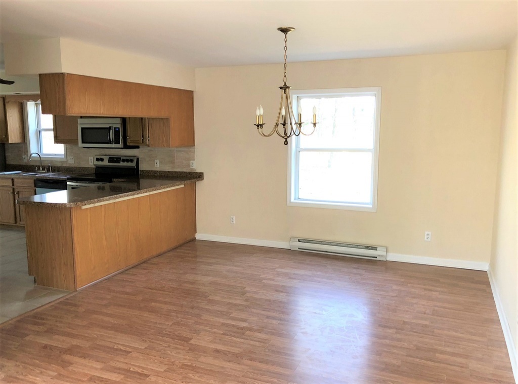 6 Bedrooms Bedrooms, ,3 BathroomsBathrooms,Villa,For Sale,1009