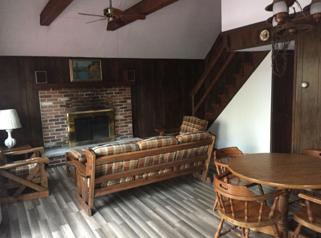 3 Bedrooms Bedrooms, ,1 BathroomBathrooms,Villa,For Sale,1013