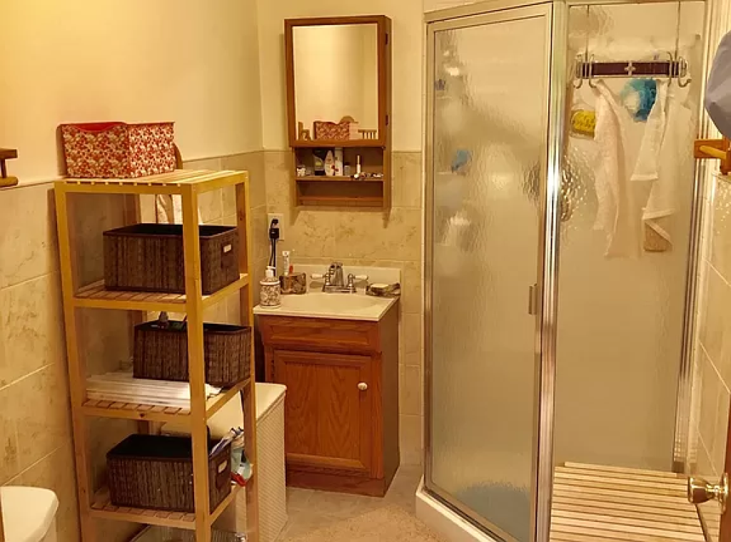 4 Bedrooms Bedrooms, ,3 BathroomsBathrooms,Villa,For Sale,1015