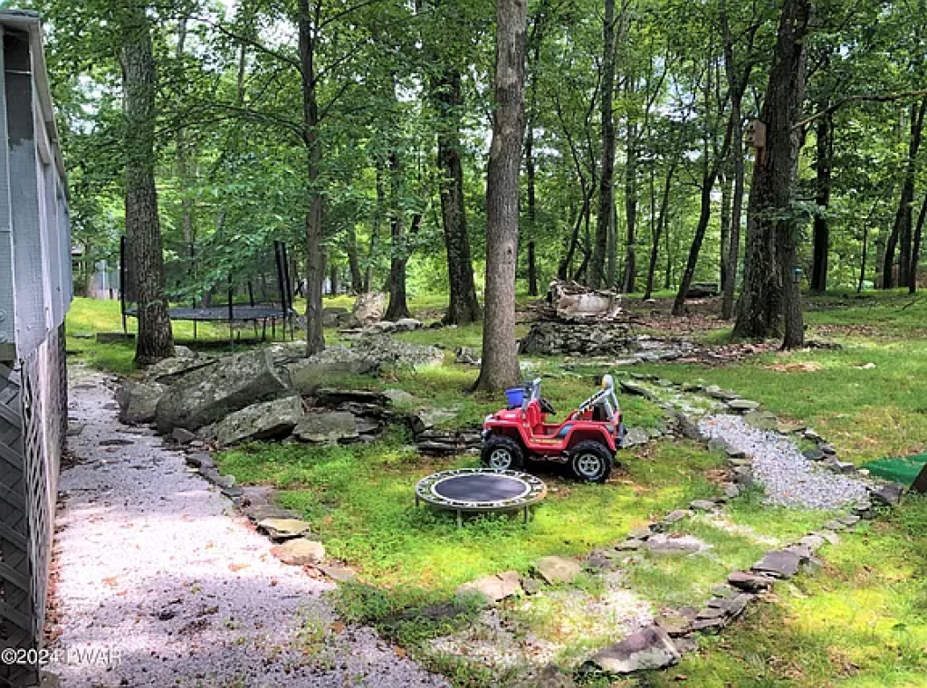 4 Bedrooms Bedrooms, ,3 BathroomsBathrooms,Villa,For Sale,1015