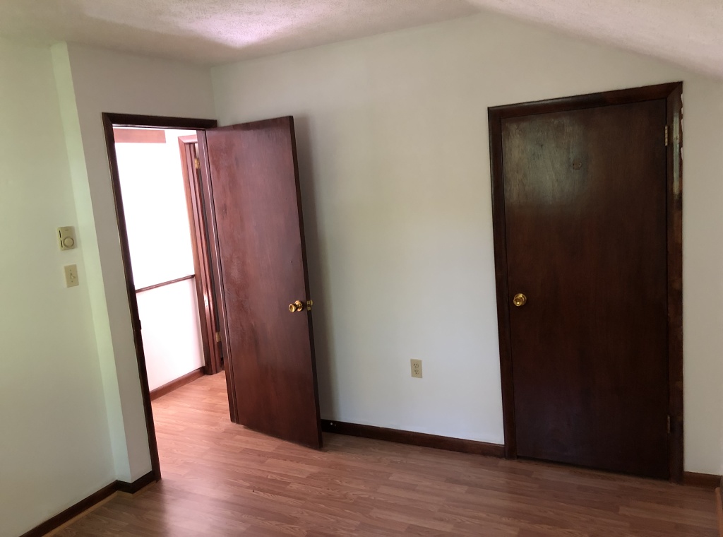 4 Bedrooms Bedrooms, ,2 BathroomsBathrooms,Villa,For Sale,1002