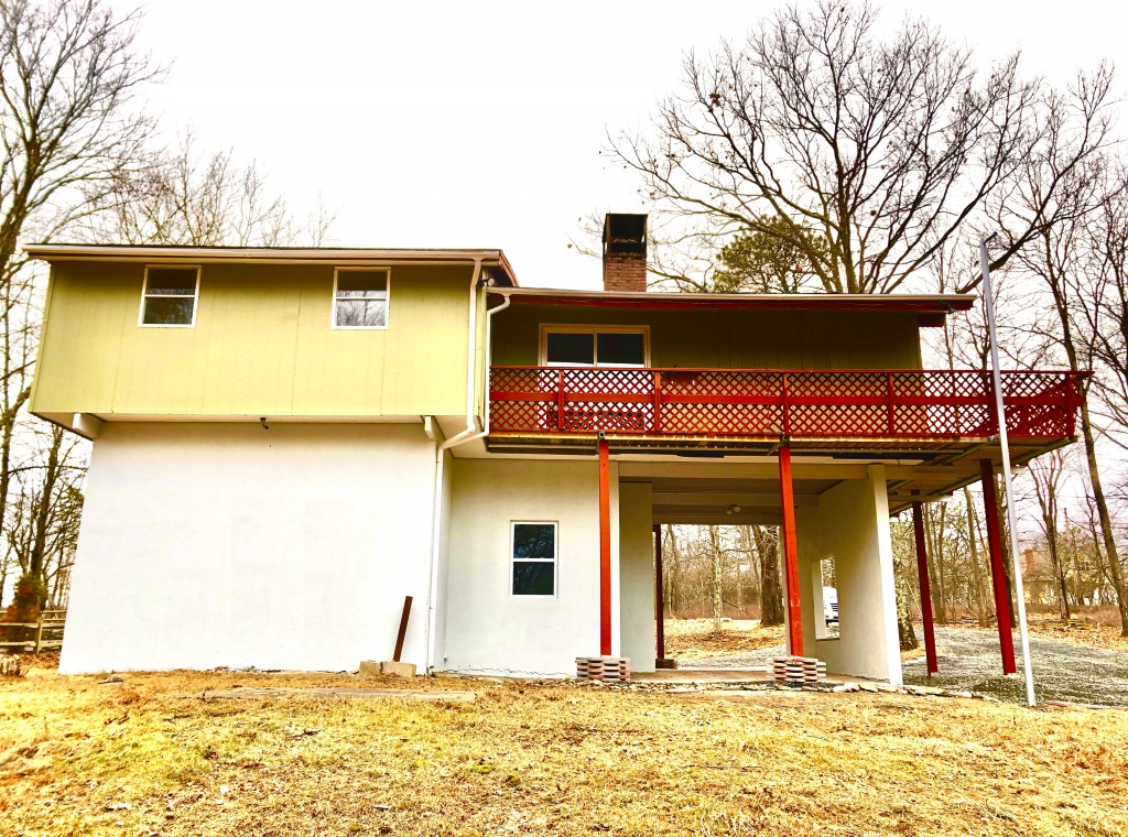 6 Bedrooms Bedrooms, ,3 BathroomsBathrooms,Villa,For Sale,1024