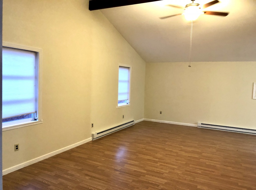 6 Bedrooms Bedrooms, ,3 BathroomsBathrooms,Villa,For Sale,1024