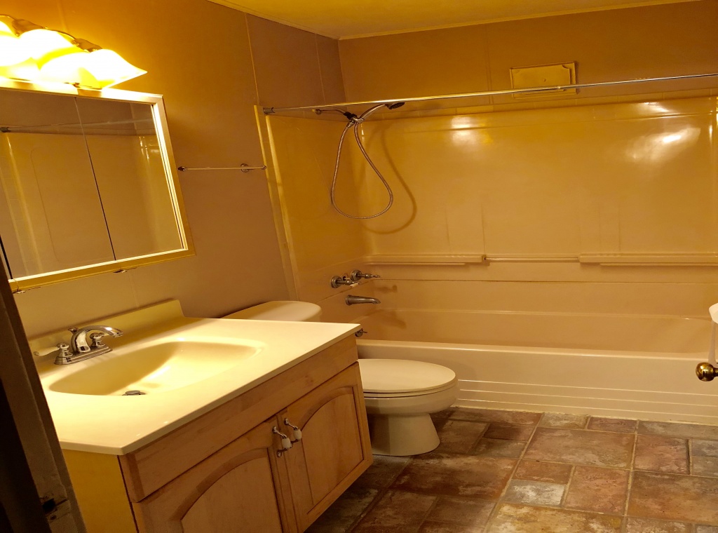 5 Bedrooms Bedrooms, ,2 BathroomsBathrooms,Villa,For Sale,1003