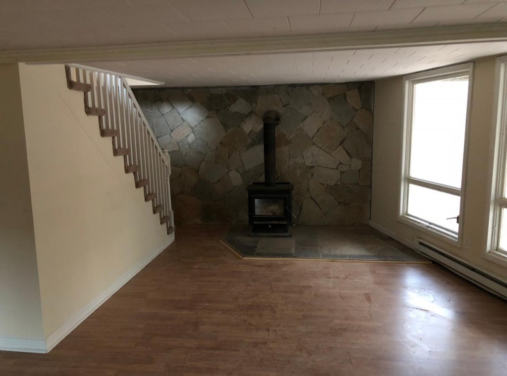 3 Bedrooms Bedrooms, ,2 BathroomsBathrooms,Villa,For Sale,1005