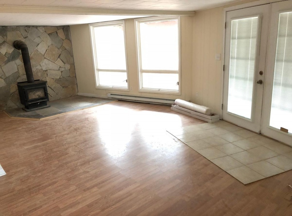 3 Bedrooms Bedrooms, ,2 BathroomsBathrooms,Villa,For Sale,1005