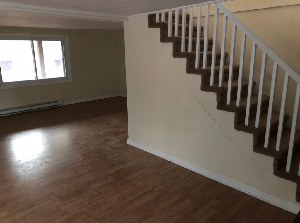 3 Bedrooms Bedrooms, ,2 BathroomsBathrooms,Villa,For Sale,1005